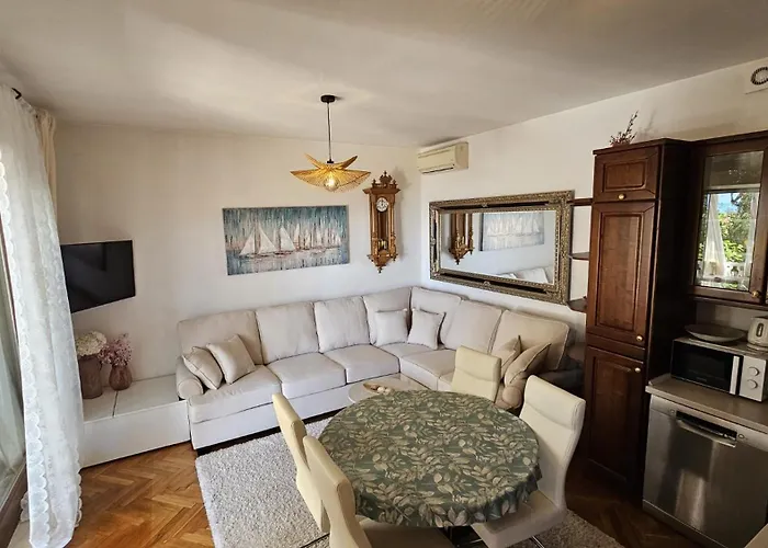 Cavar Apartament