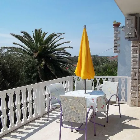 Apartman Cavar